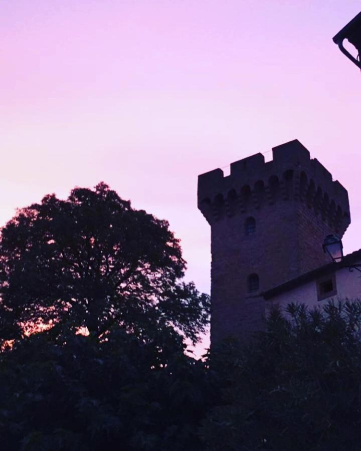 Отель Chateau De La Pomarede Экстерьер фото